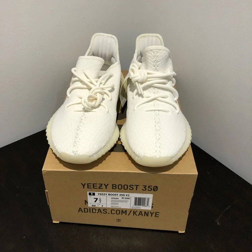 Adidas Yeezy Boost 350 V2 - Picture 3 of 6